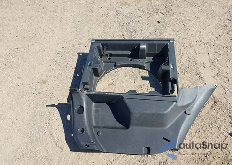 2018 Chevrolet Equinox Ls z USA, uszkodzony, nr VIN 3GNAXHEV8JS507300